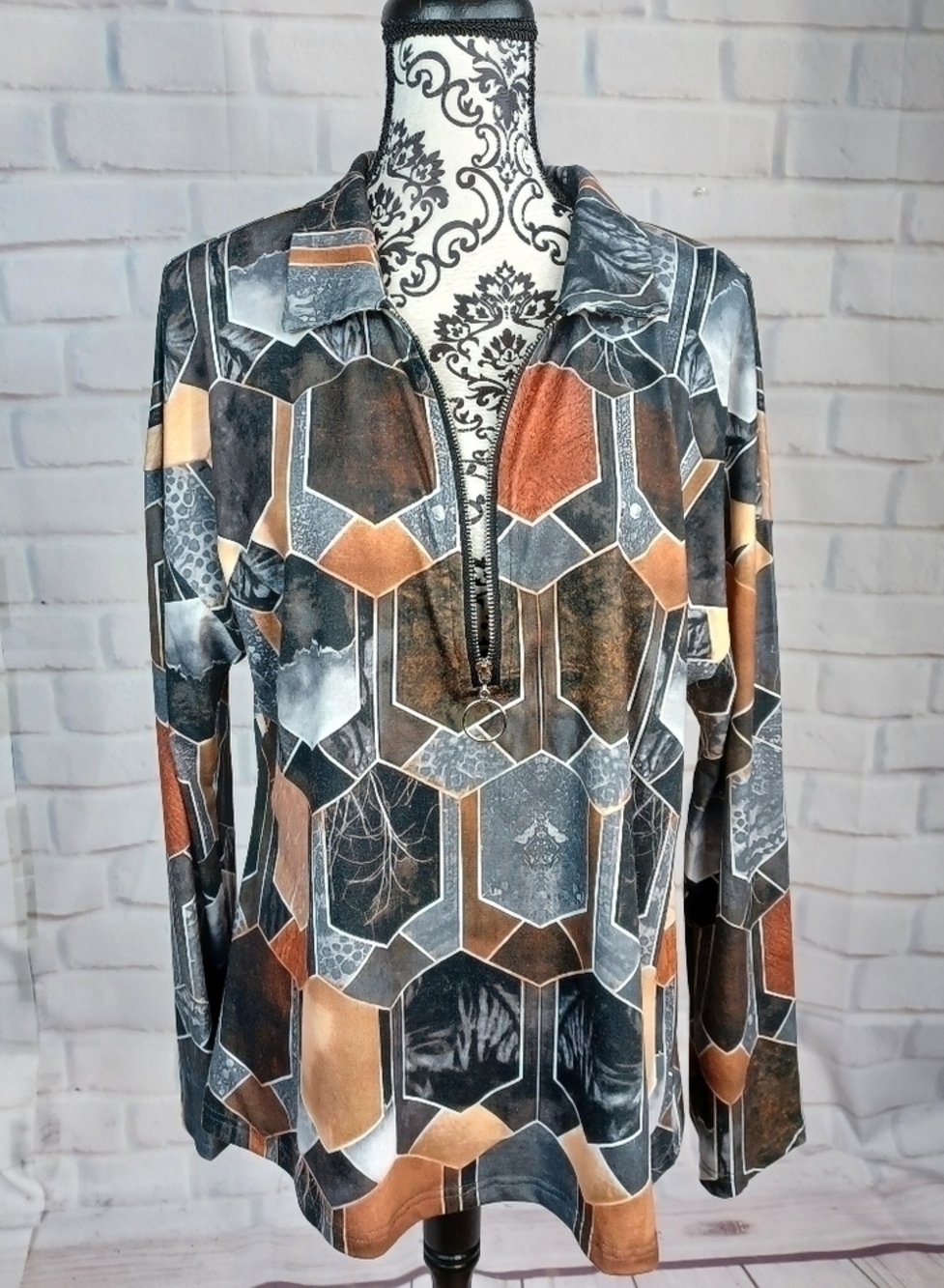 Noracora women's long sleeve geo print sz xl stretch knit top 1/2 zip front b11
